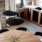 Hisa Marija * Zgornje Skofije