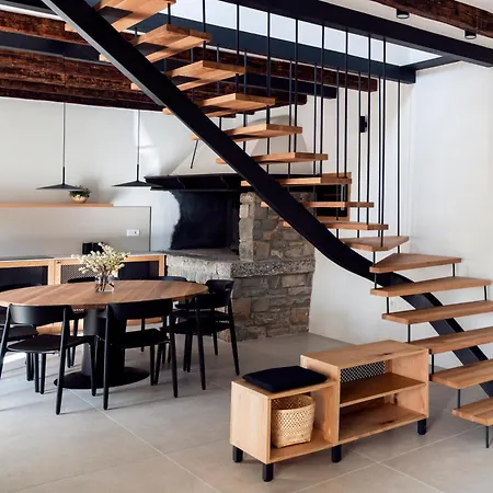 Hisa Marija Villa Zgornje Skofije