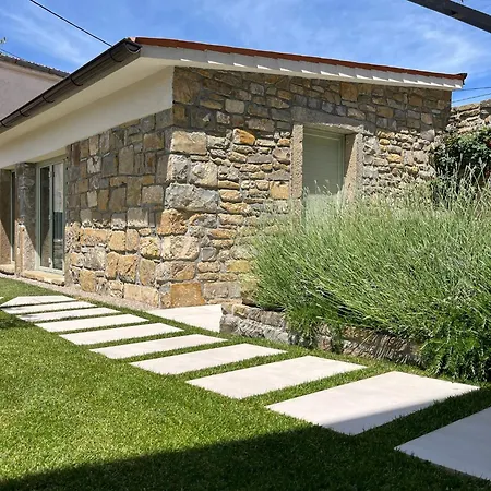 Hisa Marija * Zgornje Skofije